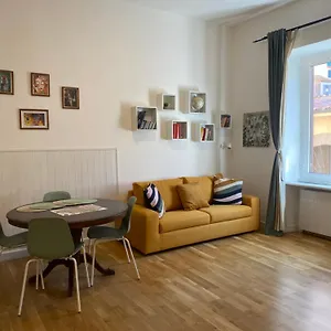 La Casa Di Remo , Roma Italia